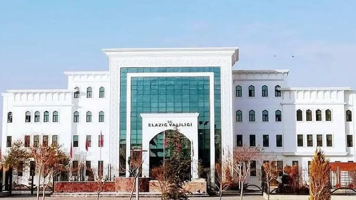 Elazığ’da okulların öğleden sonra eğitime ara verildi